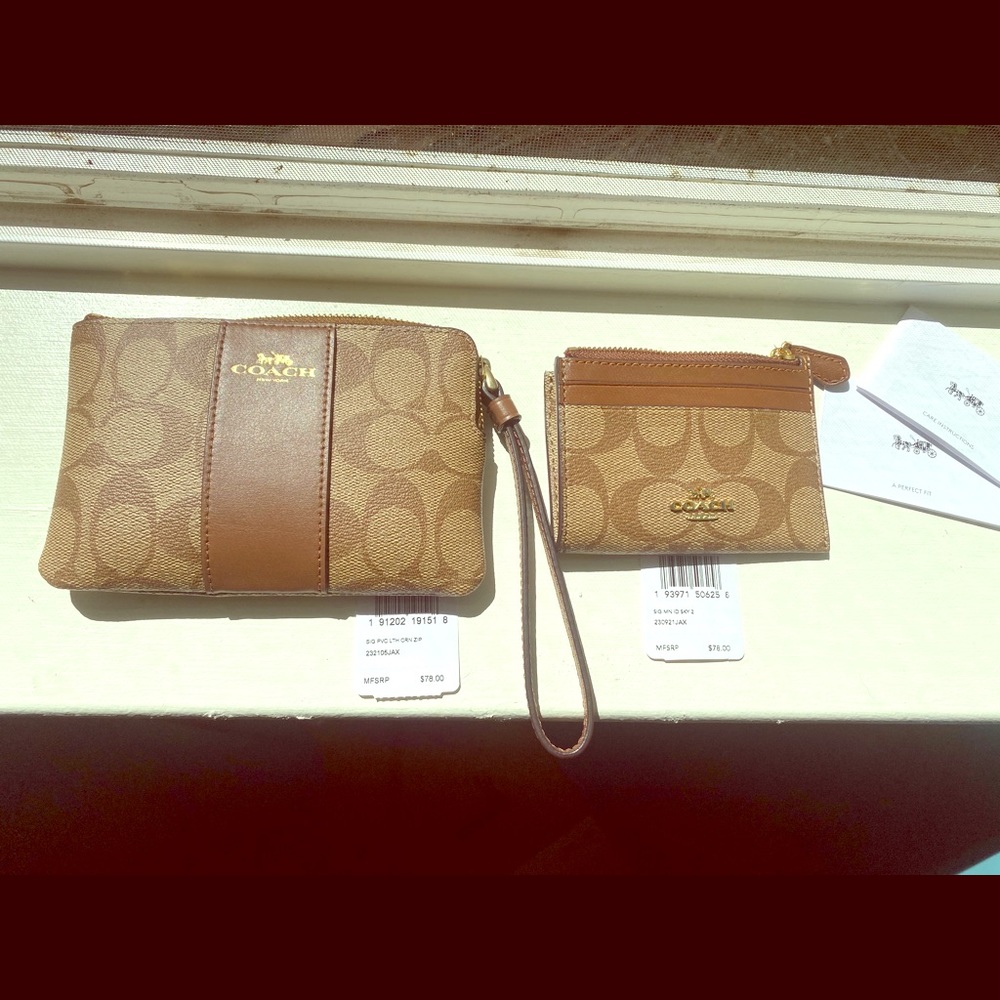 Coach wristlet